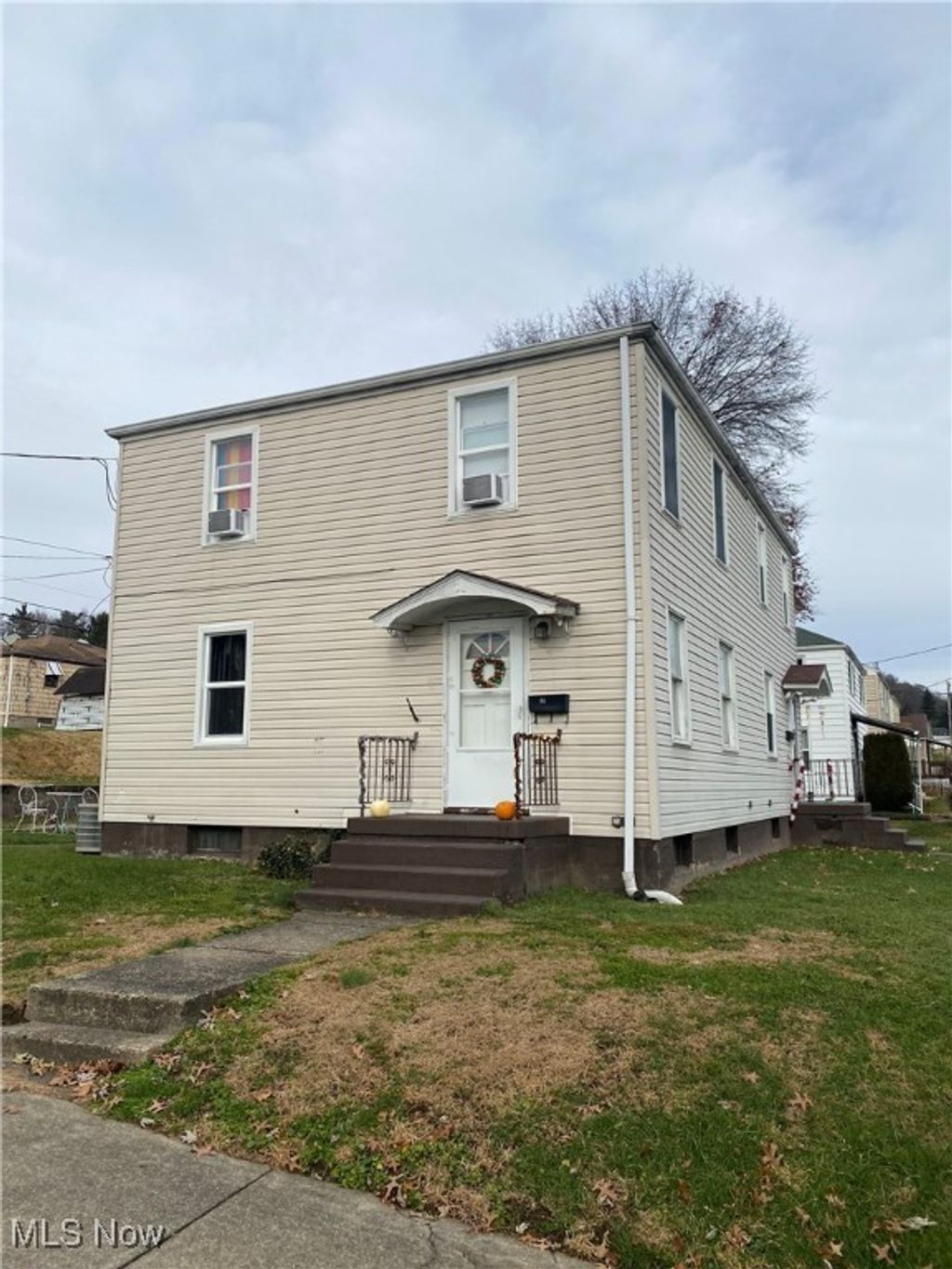 Photo of 101 W 39th Street, Shadyside, OH 43947 (MLS # 5176899)