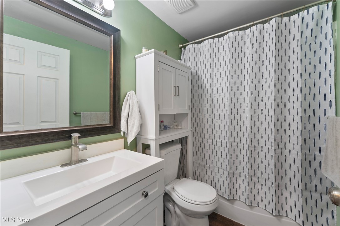 2666 Elizabeth Drive, Warren, Ohio image 11
