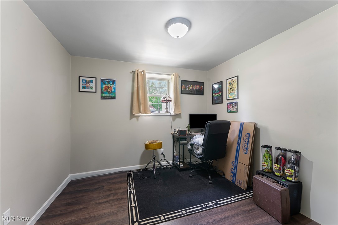 2666 Elizabeth Drive, Warren, Ohio image 15