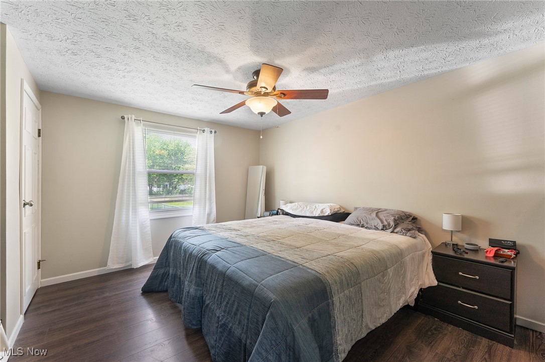 2666 Elizabeth Drive, Warren, Ohio image 8