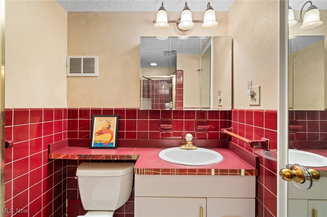 Berkshire Condo - Residential