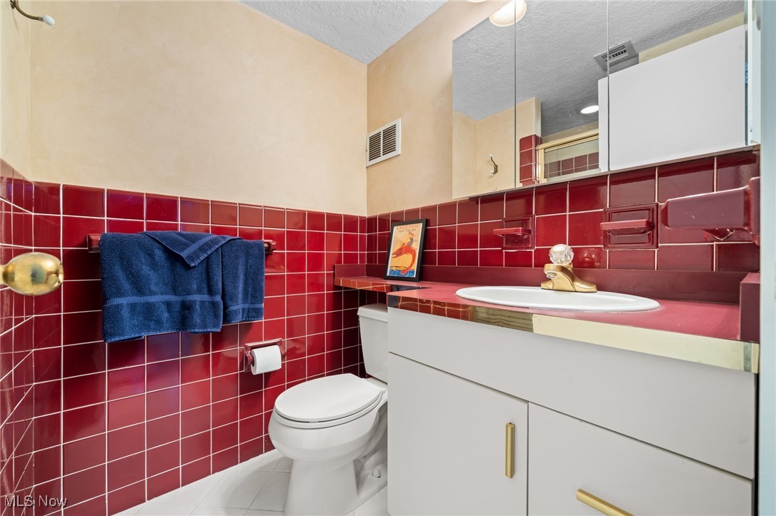 Berkshire Condo - Residential