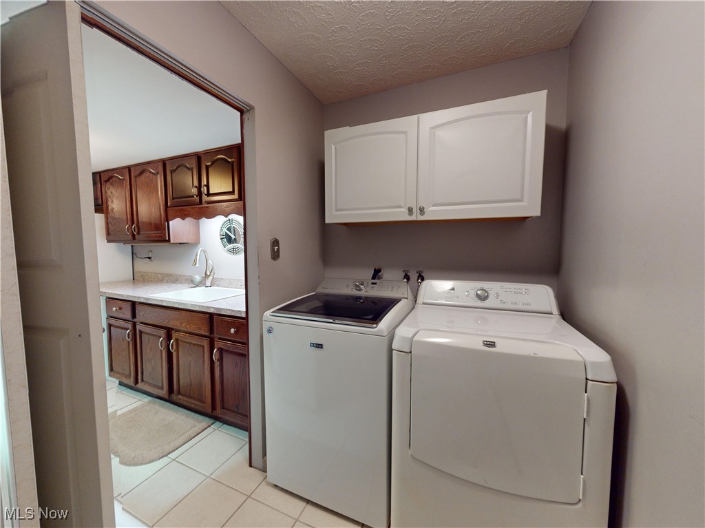 6885 Carriage Hill Drive #E67, Brecksville, Ohio image 29