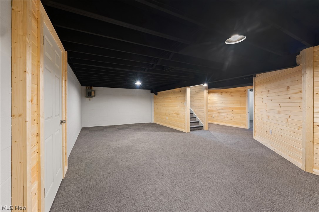 City/Canfield - Residential