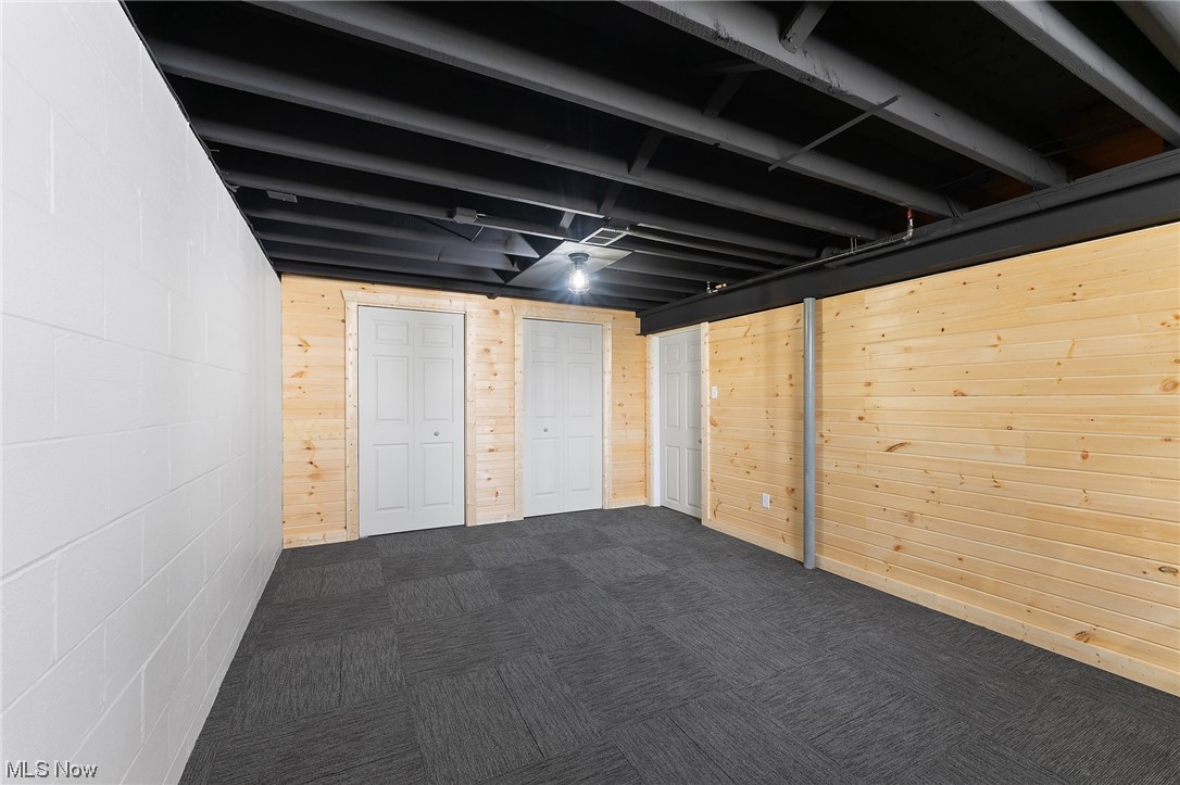 City/Canfield - Residential