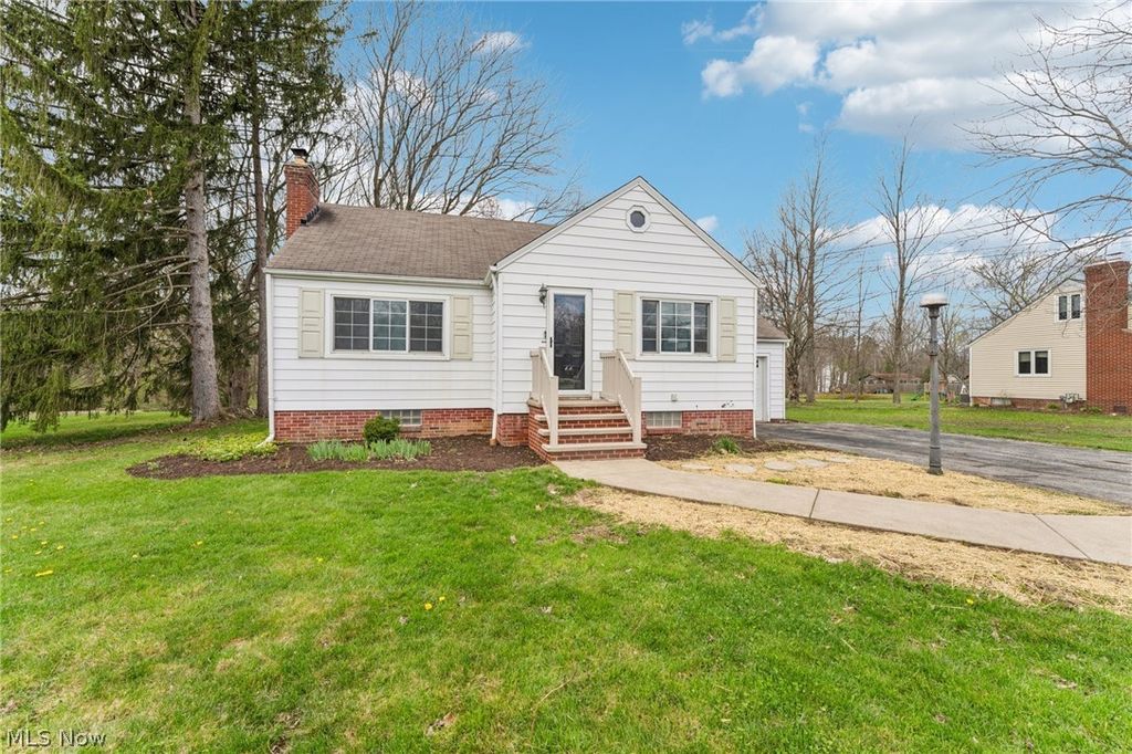 Photo of 9340 Avery Road, Broadview Heights, OH 44147 (MLS # 5201487)