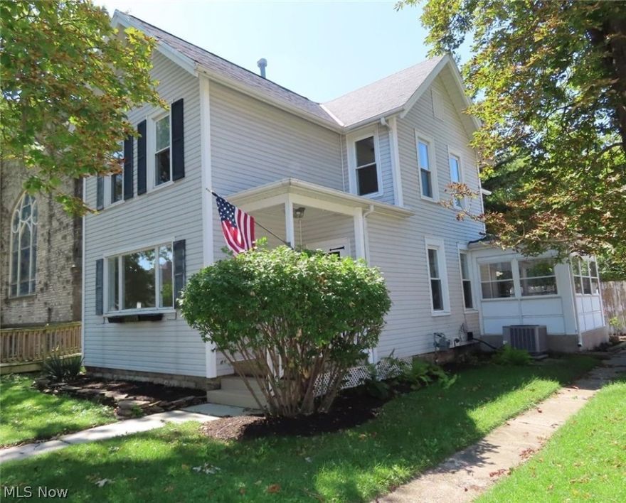 Charming 2-Story Home in Sandusky.
Welcome to your dream home! This spacious 4-5 bedroom gem is nestled in the heart of Sandusky, offering comfort, style, and room to grow. Whether you're a family looking for more space or an avid entertainer, this house has it all.
Choose from 4 or 5 generously sized bedrooms, perfect for accommodating guests, setting up a home office, or creating a cozy reading nook. Laundry is currently located in the 5th main floor bedroom.
Enjoy the convenience of 2 full bathrooms
The open-concept design seamlessly connects the living room, dining area, and kitchen, making it ideal for gatherings and everyday living.
The kitchen boasts modern appliances, ample storage, and a breakfast bar for casual meals.
Step outside to your private fenced backyard where you can host summer barbecues, play catch, or simply relax under the sun.