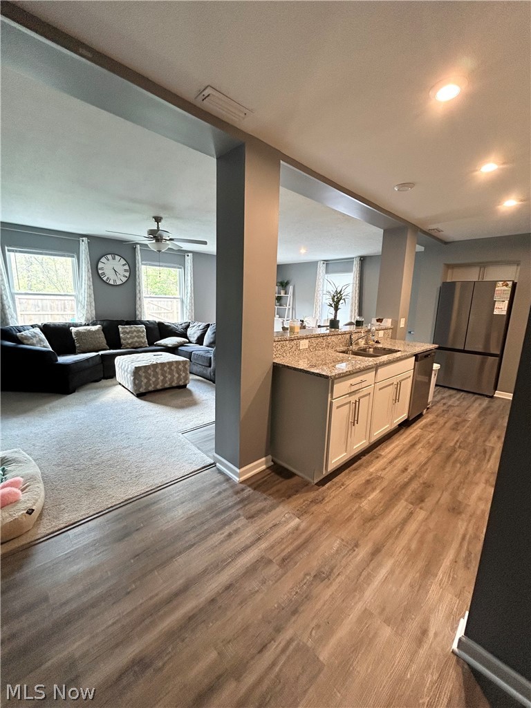 Sunnyside Beach - Residential