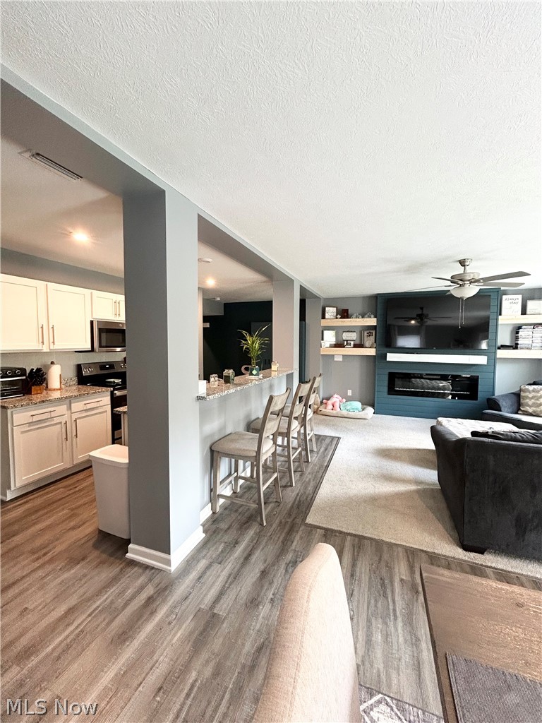 Sunnyside Beach - Residential
