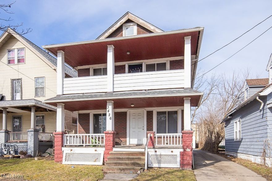 Welcome to 3426 w 65 th Street, this well-maintained Westside of Cleveland up and
down duplex will cash flow for you on day 1! Fully occupied, each 2-bedroom 1
bathroom unit is rented with reliable long-term tenants. Over 1,600 SF with a two-car
detached garage. Total income being generated is $1,800 per month, increases annually! Along with the annual real estate appreciation makes it a great investment
property ( Cap of 7.5 ), Call today for additional information!