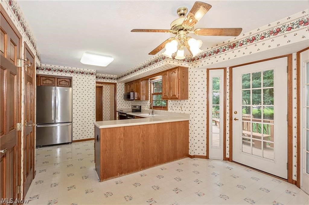 350 Branford Lane