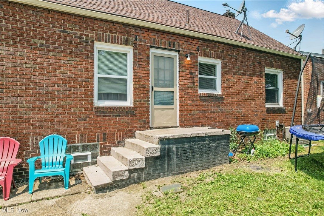 Caroline F Mccallister - Residential