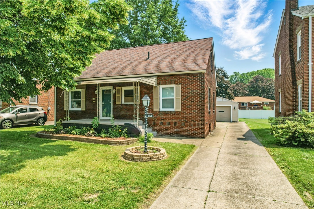 Caroline F Mccallister - Residential