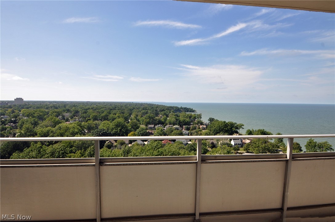 The Carlyle - Residential