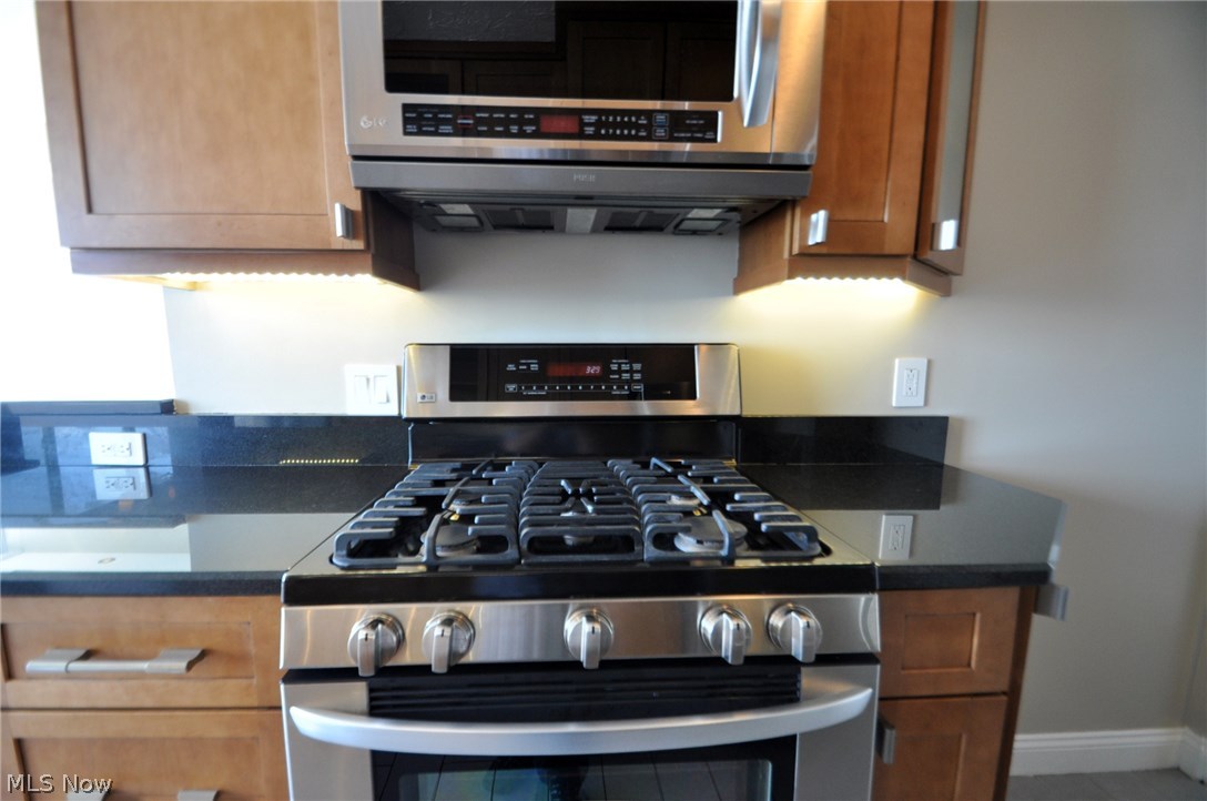 The Carlyle - Residential