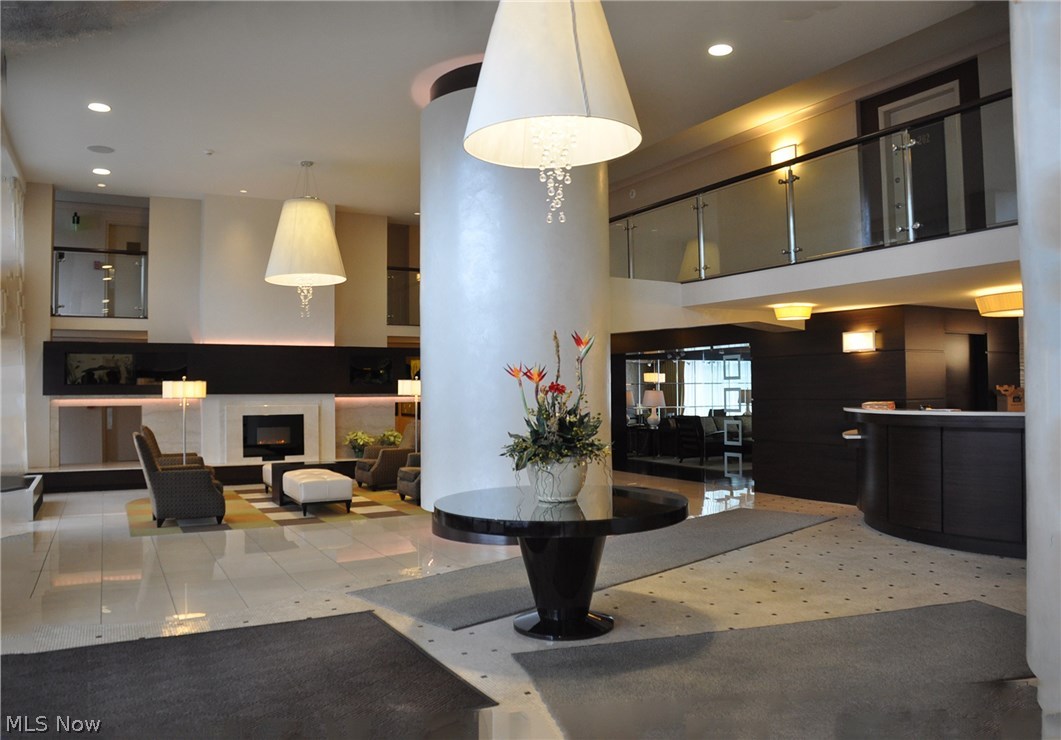 The Carlyle - Residential