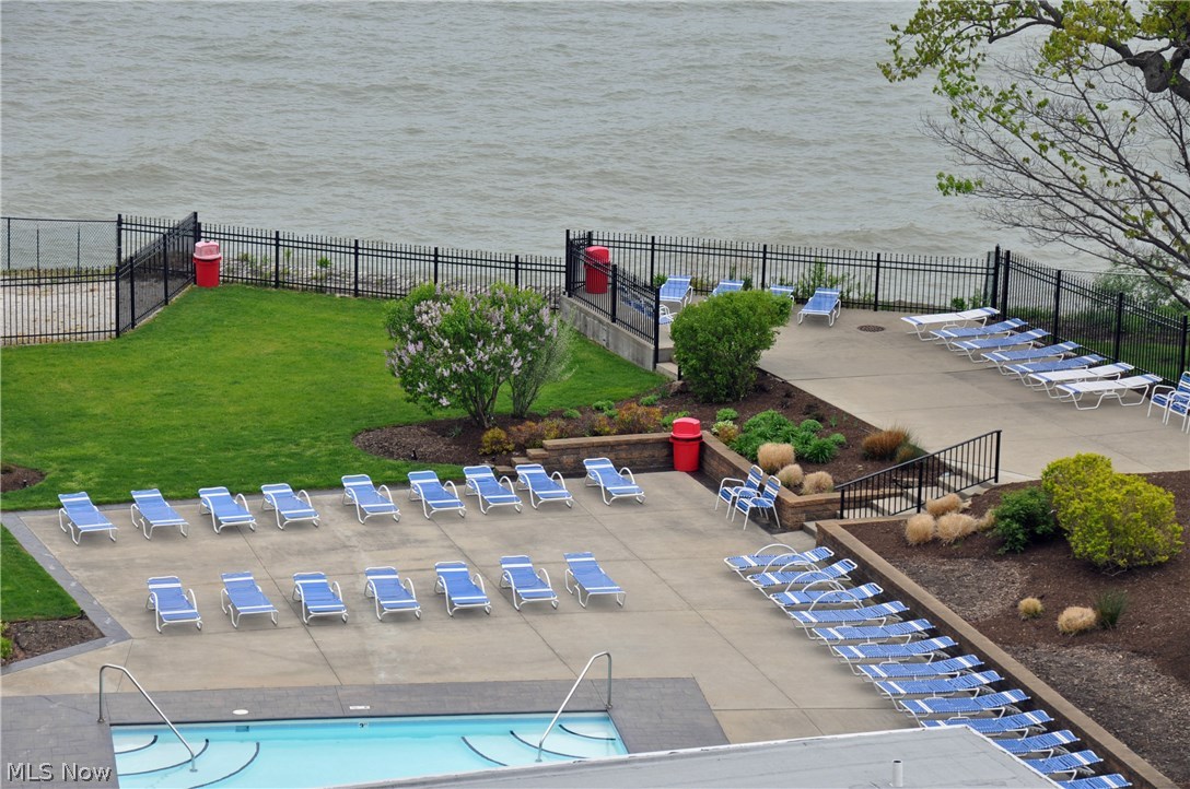 The Carlyle - Residential