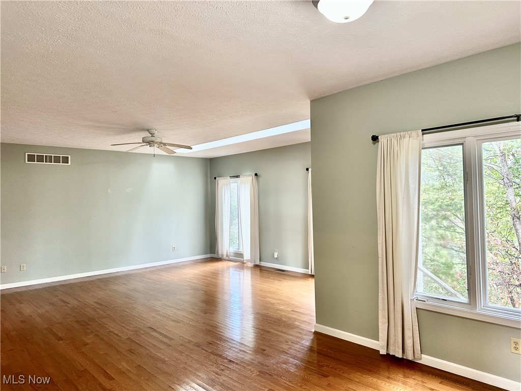 Rootstown, Ohio 44272, United States, 3 Bedrooms Bedrooms, ,2 BathroomsBathrooms,Residential,Active,224021