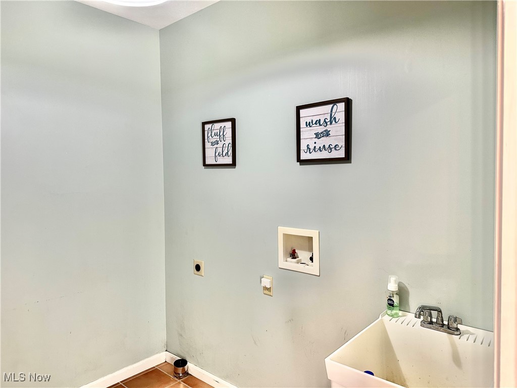 Rootstown, Ohio 44272, United States, 3 Bedrooms Bedrooms, ,2 BathroomsBathrooms,Residential,Active,224021