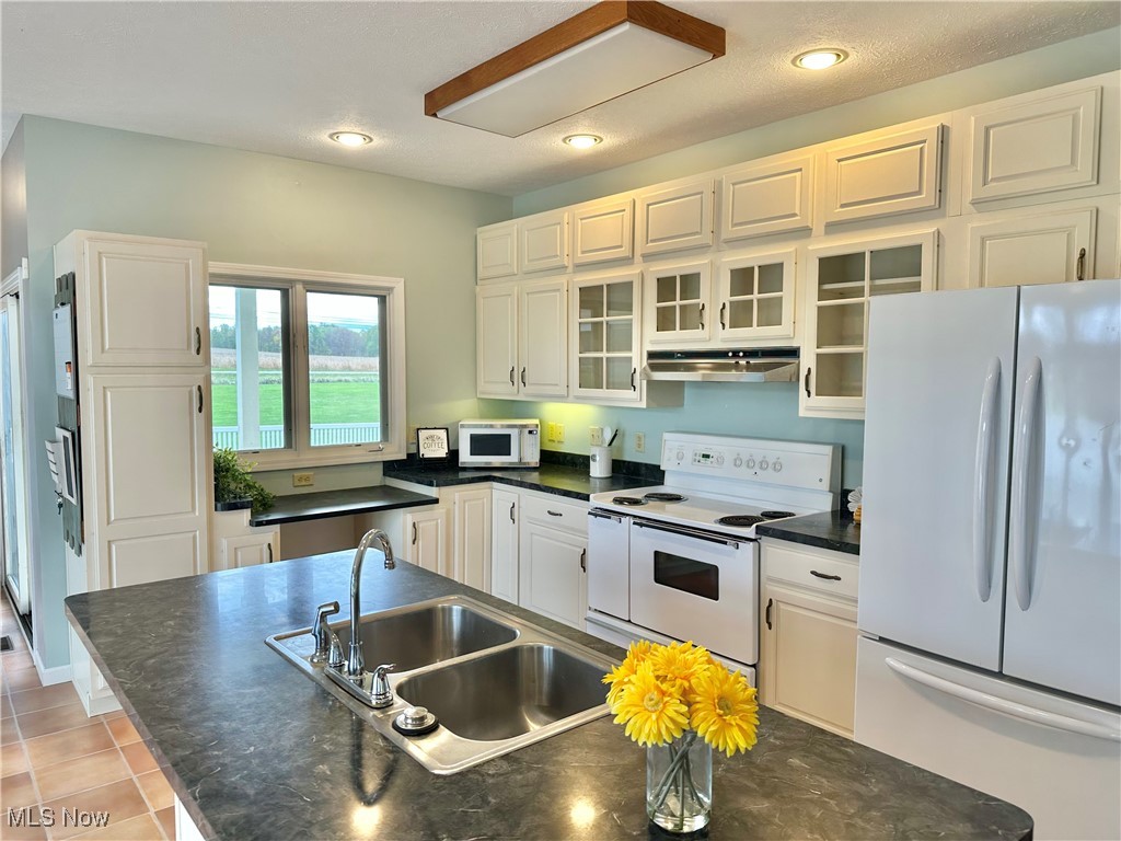 Rootstown, Ohio 44272, United States, 3 Bedrooms Bedrooms, ,2 BathroomsBathrooms,Residential,Active,224021