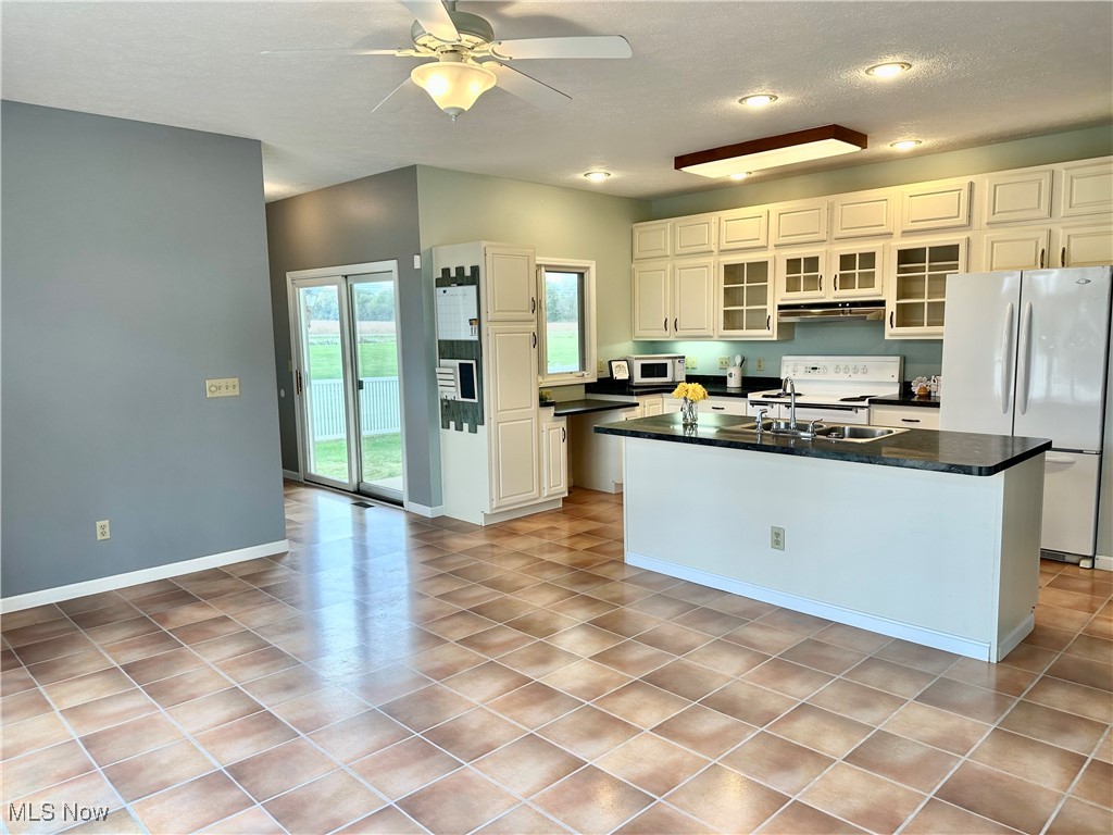 Rootstown, Ohio 44272, United States, 3 Bedrooms Bedrooms, ,2 BathroomsBathrooms,Residential,Active,224021