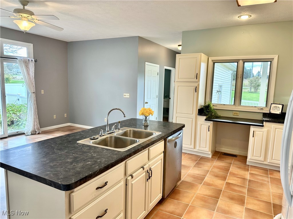 Rootstown, Ohio 44272, United States, 3 Bedrooms Bedrooms, ,2 BathroomsBathrooms,Residential,Active,224021