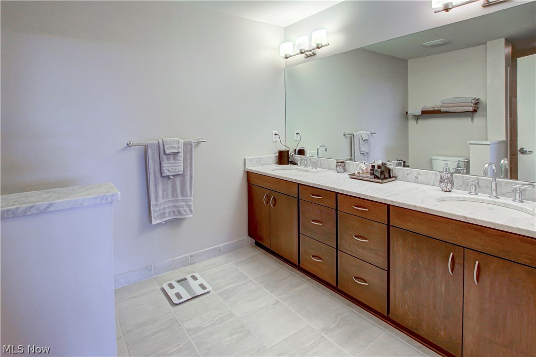 Pinnacle Condo - Residential Lease