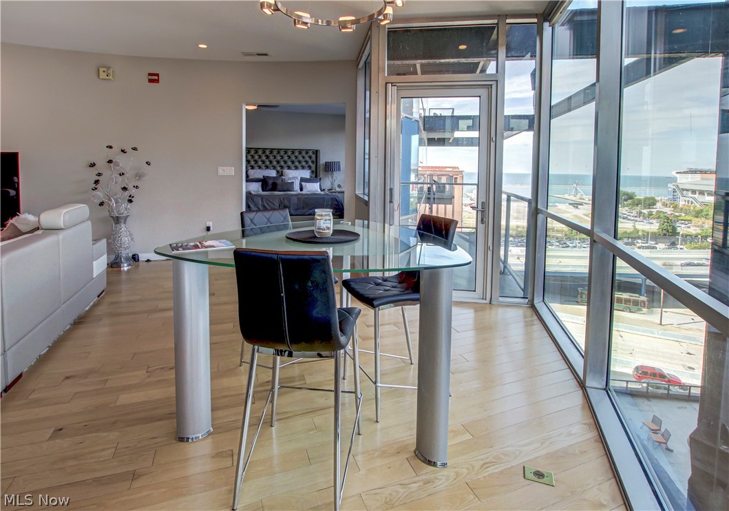 Pinnacle Condo - Residential Lease