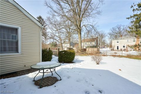 Tiny photo for 507 E Ford Avenue, Barberton, OH 44203 (MLS # 5187789)