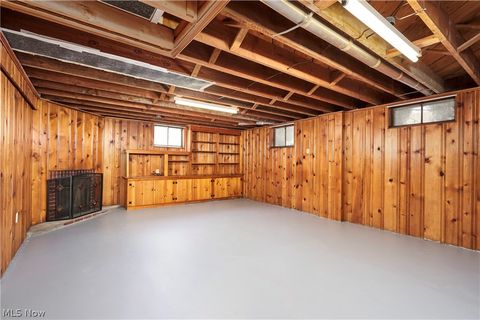 Tiny photo for 507 E Ford Avenue, Barberton, OH 44203 (MLS # 5187789)