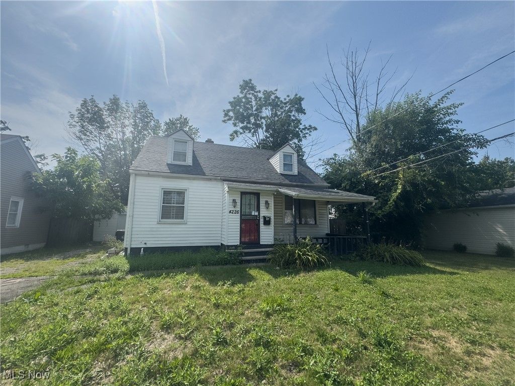 Photo of 4226 E 164th Street, Cleveland, OH 44128 (MLS # 5176002)