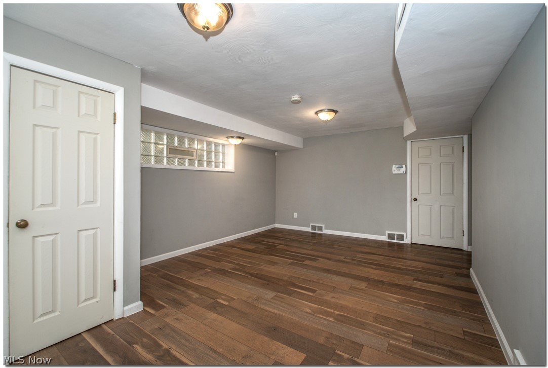 S H Kleinman Realty Cos - Residential Lease