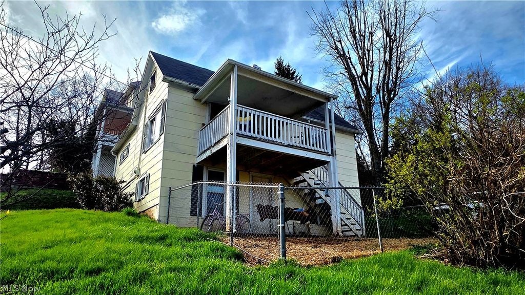 Photo of 100 W Spring Street, Marietta, OH 45750 (MLS # 5198696)