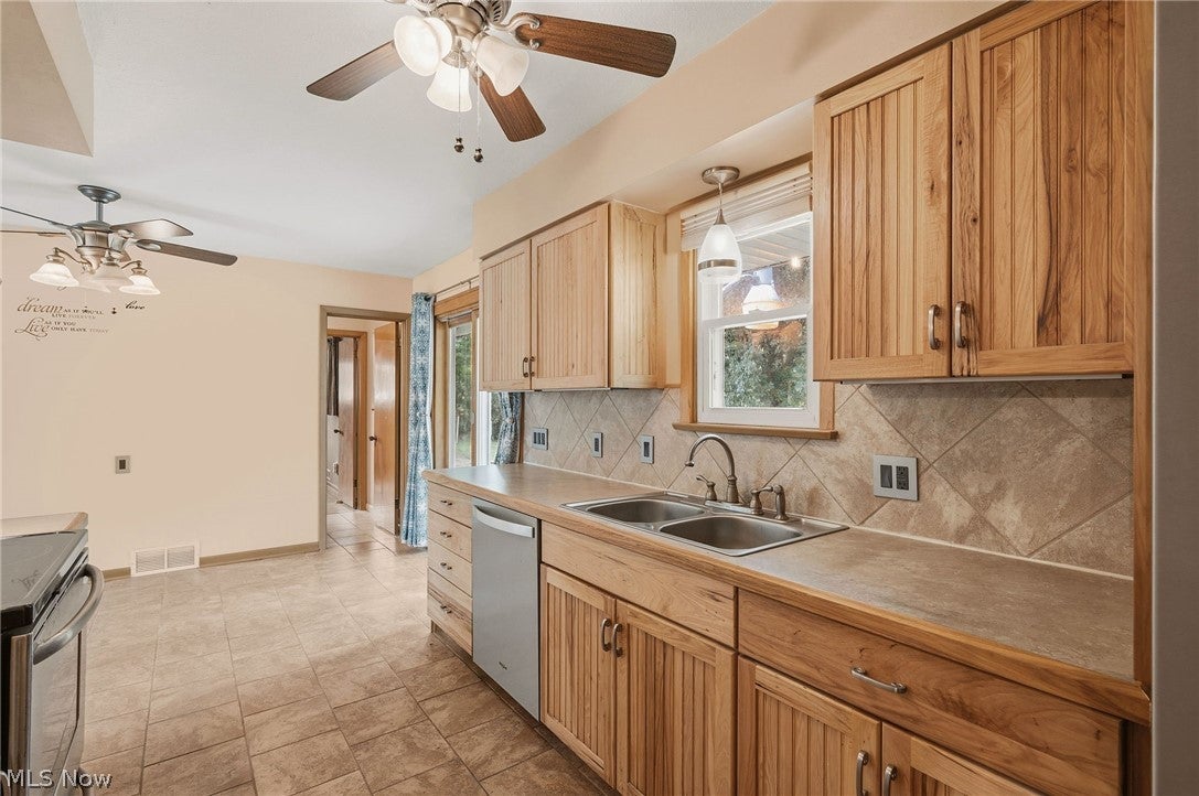 8382 Royalhaven Drive