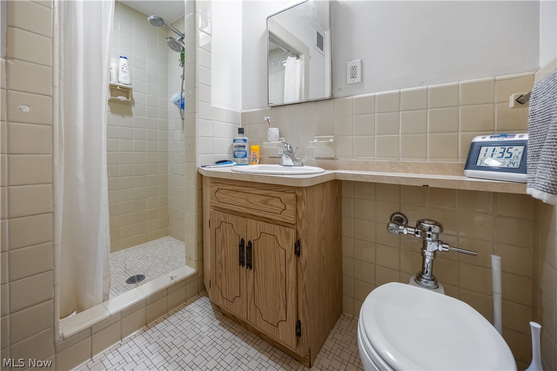 South Park Manor Condos - Residential