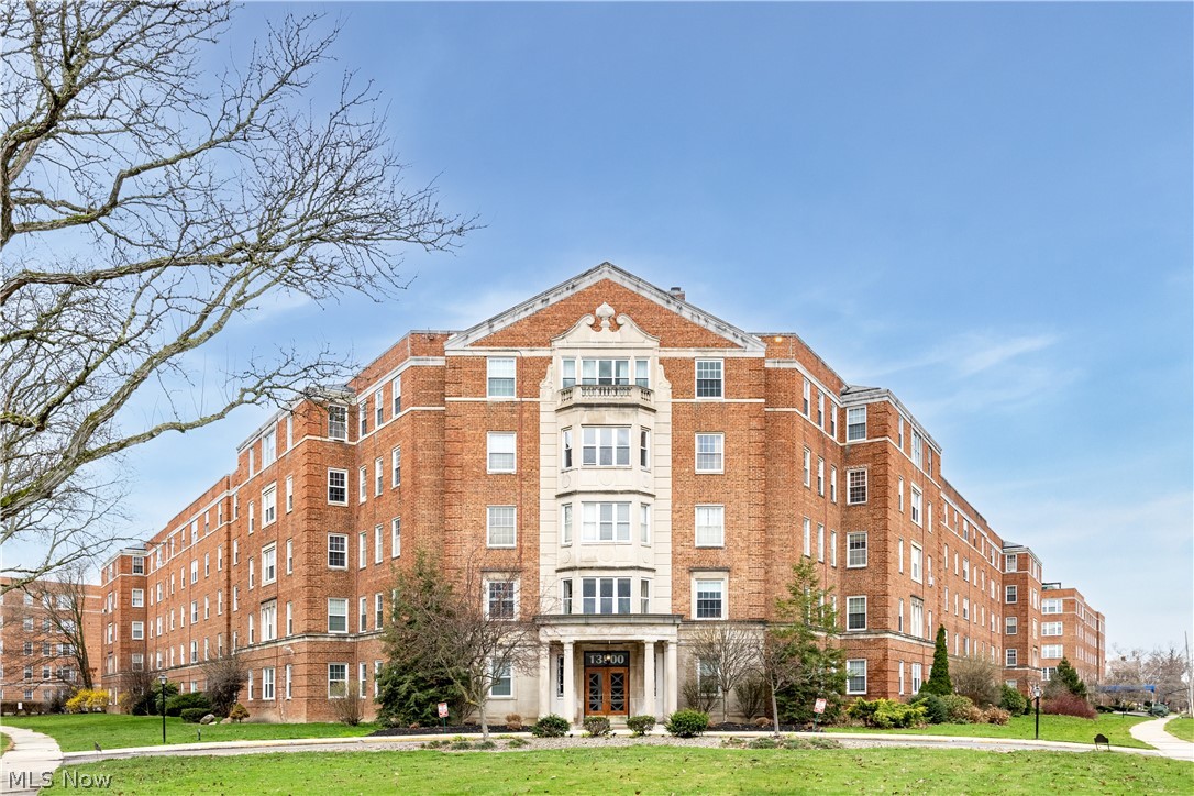 South Park Manor Condos - Residential