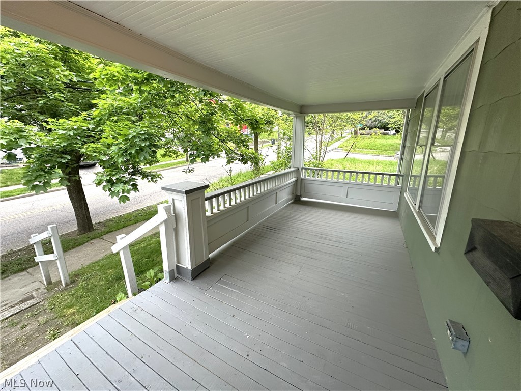 1438 Newton Street