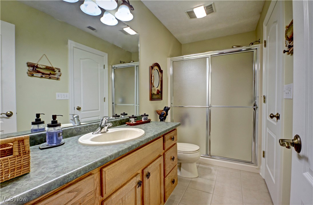 31919 Fieldstone Circle, Avon Lake, Ohio image 34
