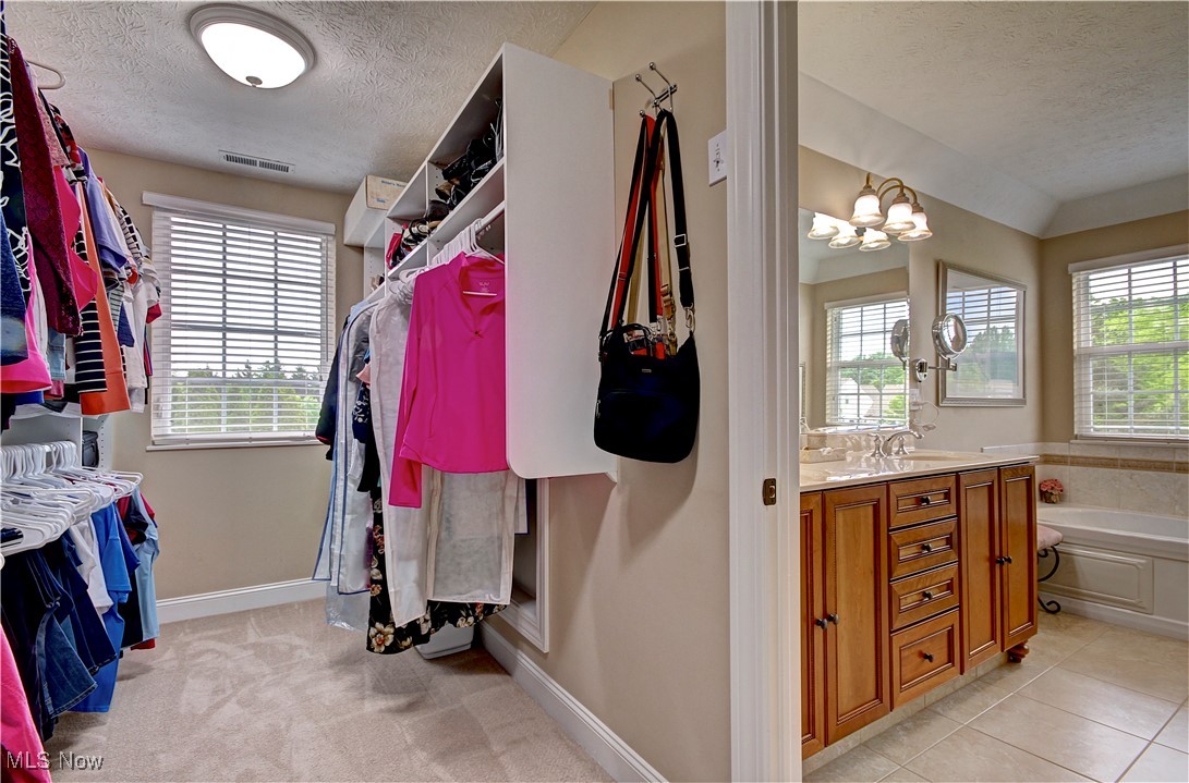 31919 Fieldstone Circle, Avon Lake, Ohio image 30