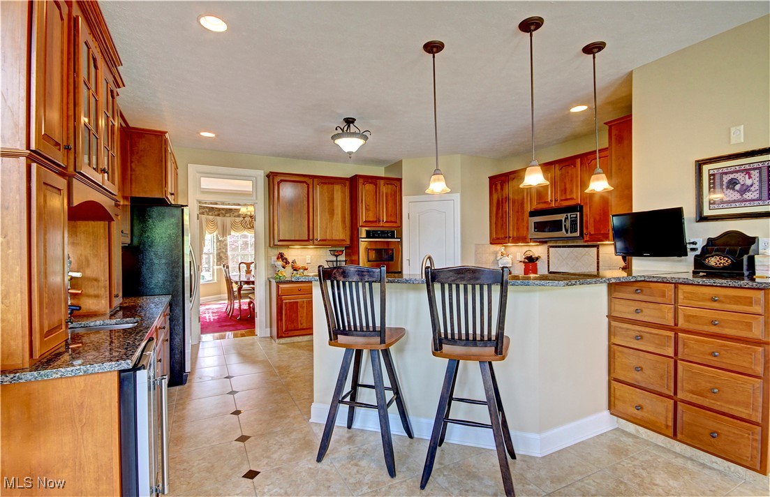 31919 Fieldstone Circle, Avon Lake, Ohio image 14