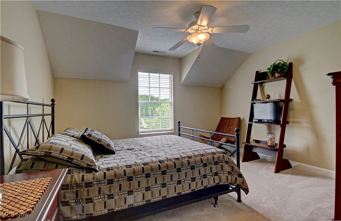 31919 Fieldstone Circle, Avon Lake, Ohio image 33