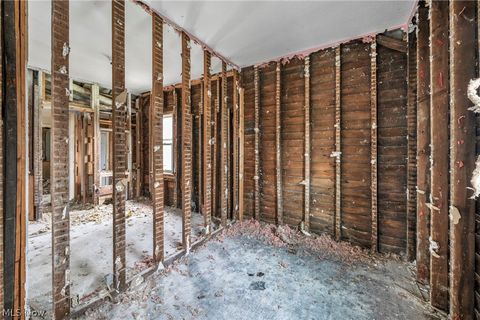 Tiny photo for 215 Tuscarawas Street, Elyria, OH 44035 (MLS # 5202210)