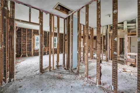 Tiny photo for 215 Tuscarawas Street, Elyria, OH 44035 (MLS # 5202210)