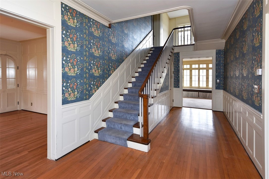 2275 Woodmere Drive, Cleveland Heights, Ohio image 4