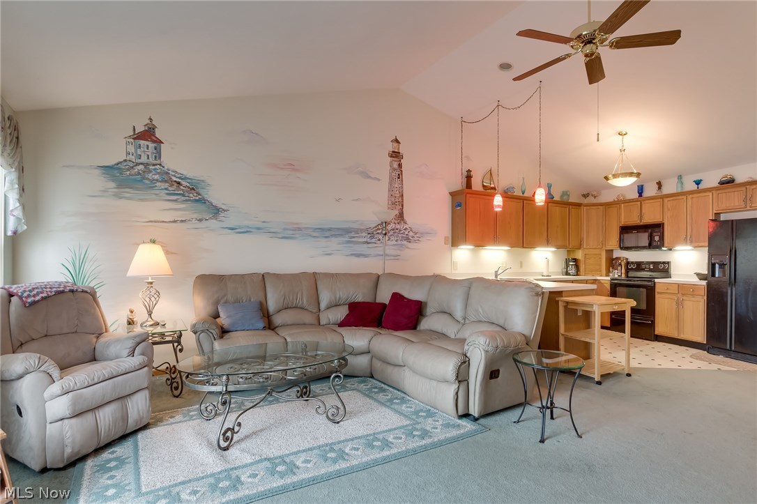 Hidden Harbor Estate - Residential