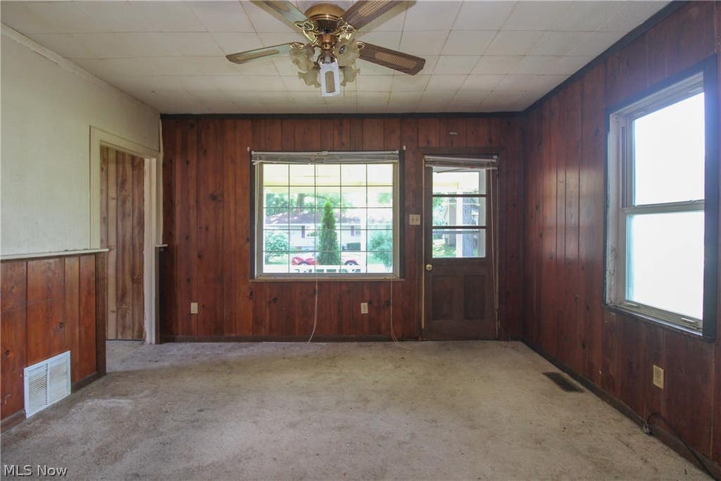 Photo of 710 Battles Avenue, Niles, OH 44446 (MLS # 5223702)