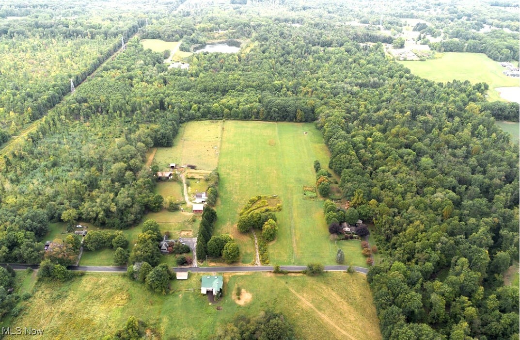 Hubbard Thomas Road, Brookfield, Ohio image 3