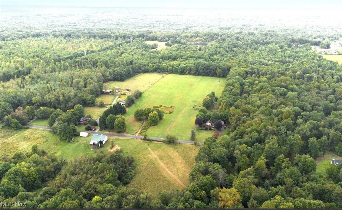 Hubbard Thomas Road, Brookfield, Ohio image 1