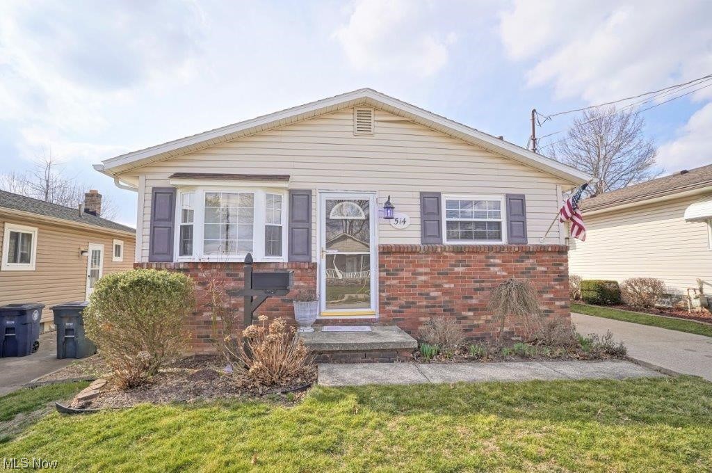 Super cute ranch with a finished basement! You will love the space this updated home has to offer!
Inside you will enjoy the large kitchen and updated bathroom. Downstairs you will find a spacious finished basement.
The large 2+ car garage is very great for the car lover or just for extra storage.
Call your favorite real estate professional today for your private showing!