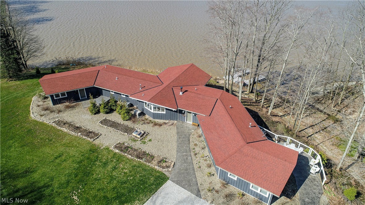 Roaming Rock - Residential